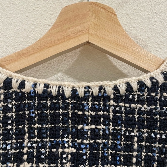 Veronica Beard Navy and White Tweed Embroidered Button Up Blazer Size 6 - Picture 10 of 13